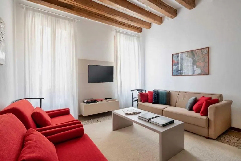 Palazzo San Samuele - Elegant Apartment In San Marco Venice 0*,