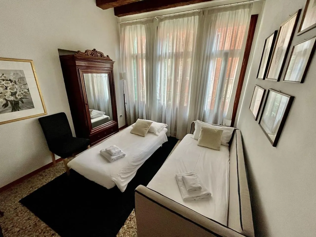 Palazzo San Samuele - Elegant Apartment In San Marco Venice