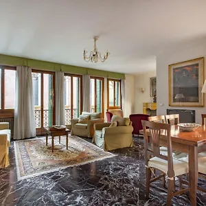 Ca Degli Avvocati Apartment