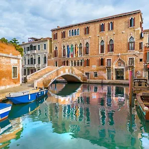 Palazzo Marcello Al Sole Βενετία