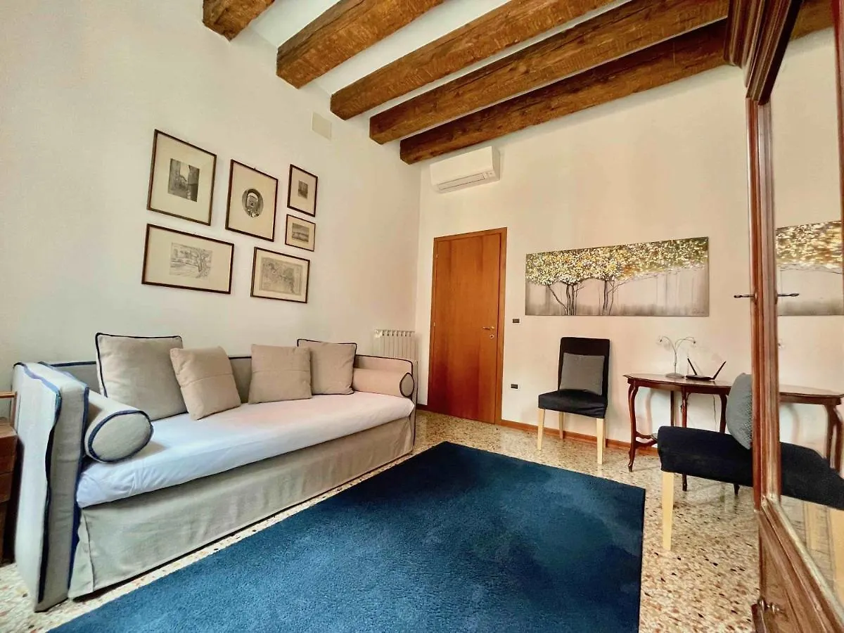Palazzo San Samuele - Elegant Apartment In San Marco Benátky Itálie
