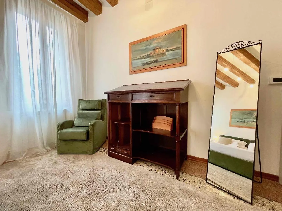 Palazzo San Samuele - Elegant Apartment In San Marco Benátky Itálie